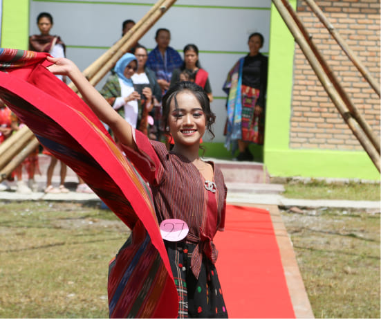 Kampung Ulos