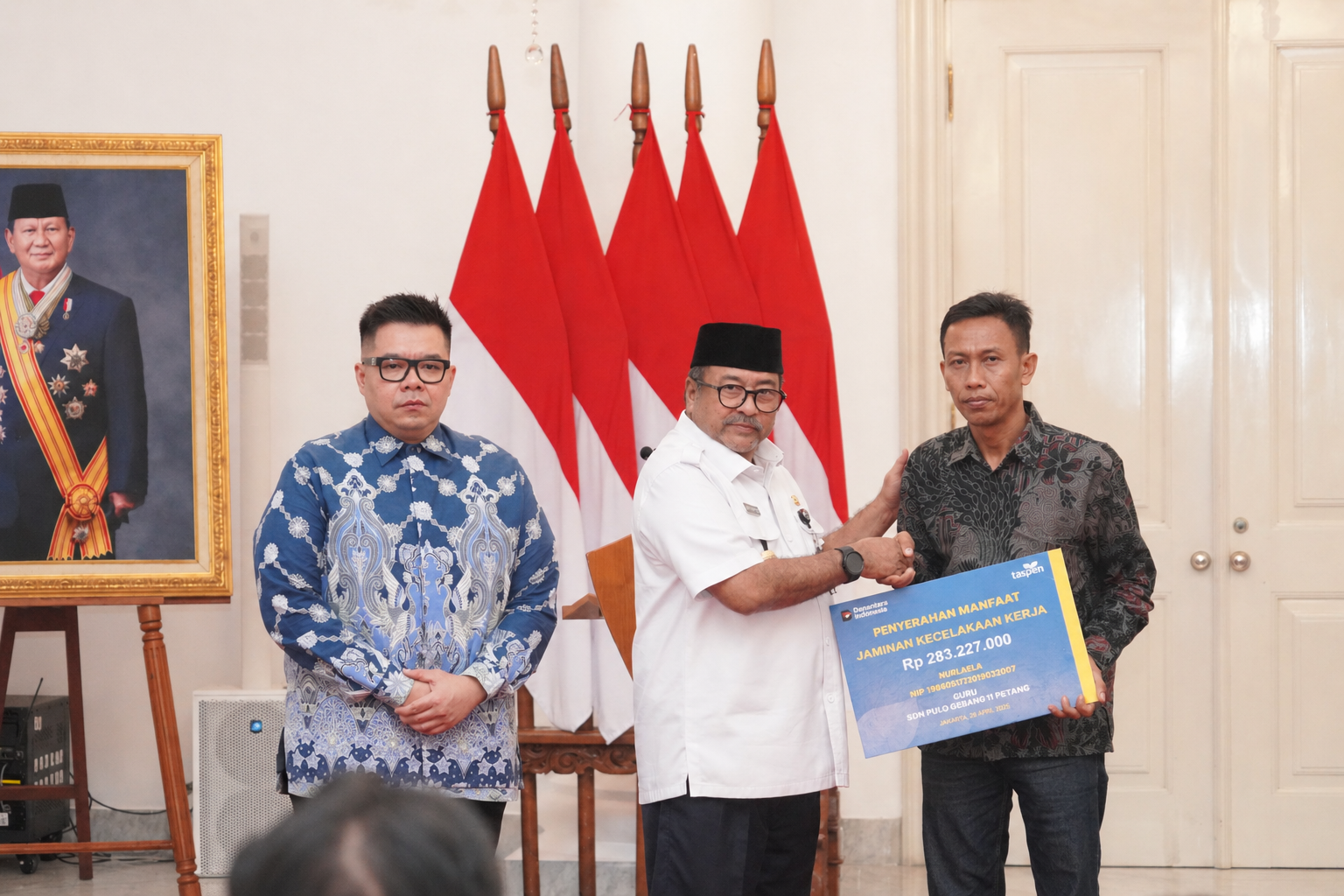 TASPEN Gerak Cepat Serahkan Santunan Rp283 Juta bagi Ahli Waris Guru Korban Kecelakaan Kereta di Bekasi Timur